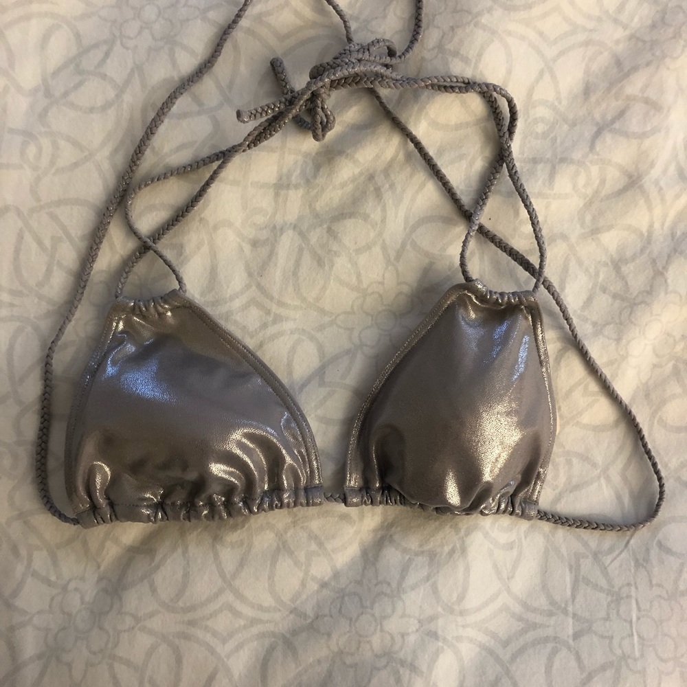 METALLIC SILVER BIKINI TOP- VS - size small